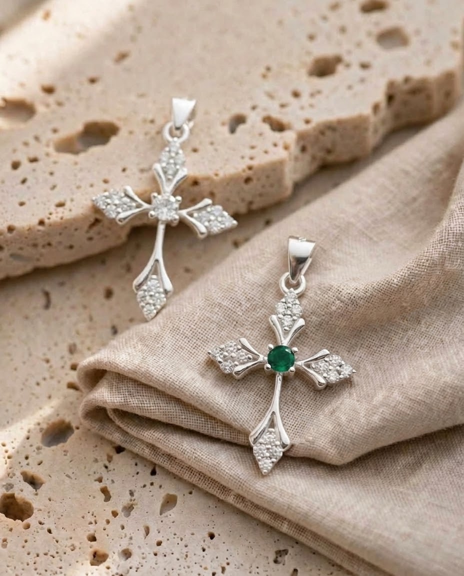 Dije Cruz de Luz en plata 925 — MARDAN JOYAS